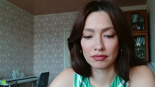 Snapshot of alicia_spicy chatting on 07-07-26, 06:47 alicia spicy online show from 07-07-26, 06:47