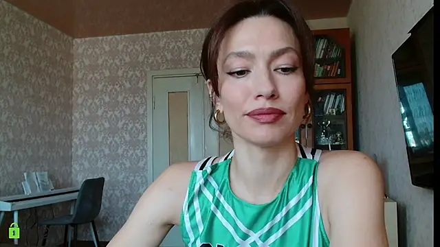 Snapshot of alicia_spicy chatting on 07-22-26, 07:33 alicia spicy online show from 07-22-26, 07:33