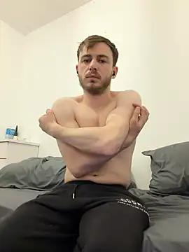 Julian128 online show from 03-31-26, 07:25