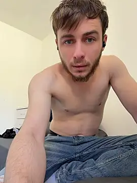 Julian128 online show from 04-25-26, 08:50