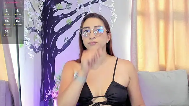  LaraMom  online show from 01-08-26, 07:38