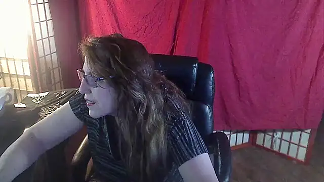 Snapshot of Ireallysquirt chatting on 01-20-25, 03:26 Ireallysquirt online show from 01-20-25, 03:26