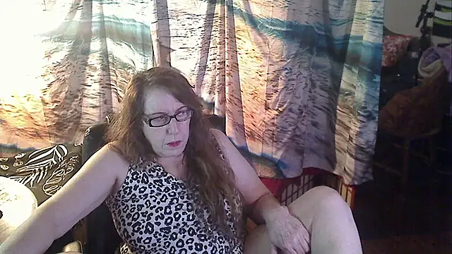 Snapshot of Ireallysquirt chatting on 02-11-25, 06:08 Ireallysquirt online show from 02-11-25, 06:08