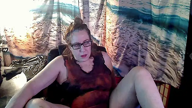 Snapshot of Ireallysquirt chatting on 02-13-25, 05:05 Ireallysquirt online show from 02-13-25, 05:05