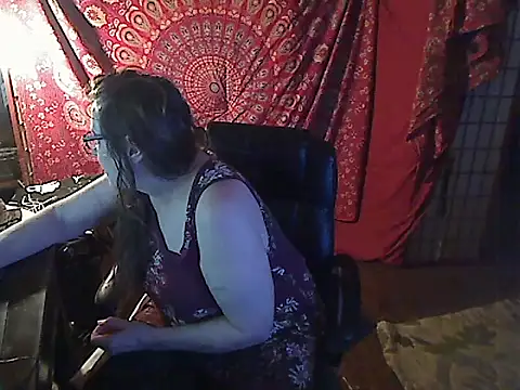 Snapshot of Ireallysquirt chatting on 02-23-25, 11:47 Ireallysquirt online show from 02-23-25, 11:47