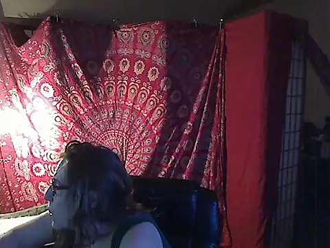 Snapshot of Ireallysquirt chatting on 03-16-25, 12:01 Ireallysquirt online show from 03-16-25, 12:01