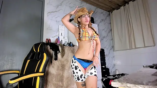 Chica hot dirty online show from 04-14-26, 12:16