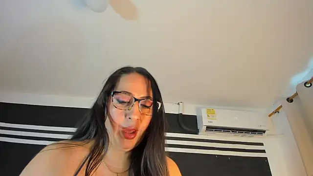 MayraVegas online show from 01-15-25, 01:20