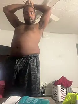 Snapshot of bigdick5157 chatting on 01-18-26, 07:45 bigdick5157 online show from 01-18-26, 07:45