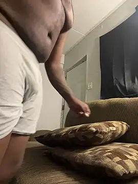 Snapshot of bigdick5157 chatting on 02-28-26, 07:42 bigdick5157 online show from 02-28-26, 07:42