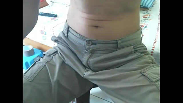 Snapshot of triangle0623 chatting on 07-19-26, 03:21 triangle0623 online show from 07-19-26, 03:21