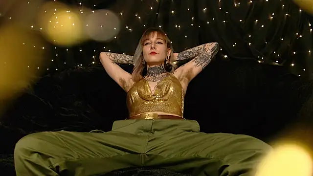 Littlespacemouse online show from 10-27-25, 05:50