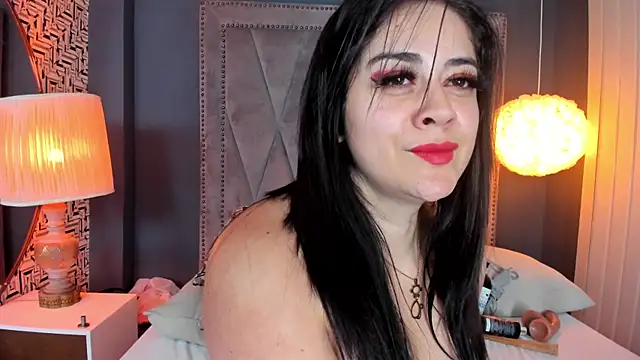 Snapshot of nahomi_sweett chatting on 02-28-25, 05:48 nahomi sweett online show from 02-28-25, 05:48