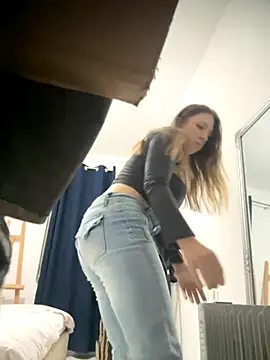 Sashabunny online show from 10-15-25, 08:42