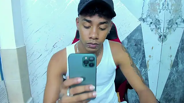 Hottwinkguys online show from 11-13-25, 10:41