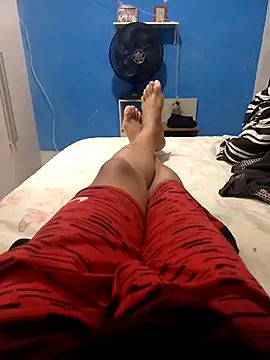 Snapshot of Seductiveblack chatting on 09-11-25, 10:21 Seductiveblack online show from 09-11-25, 10:21