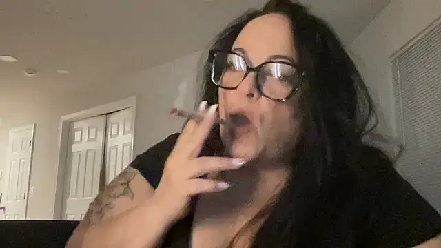 Snapshot of CarissmaDeLuca chatting on 02-21-26, 04:13 CarissmaDeLuca online show from 02-21-26, 04:13