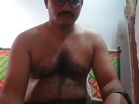 Snapshot of naughtymike0007 chatting on 07-18-26, 02:49 naughtymike0007 online show from 07-18-26, 02:49