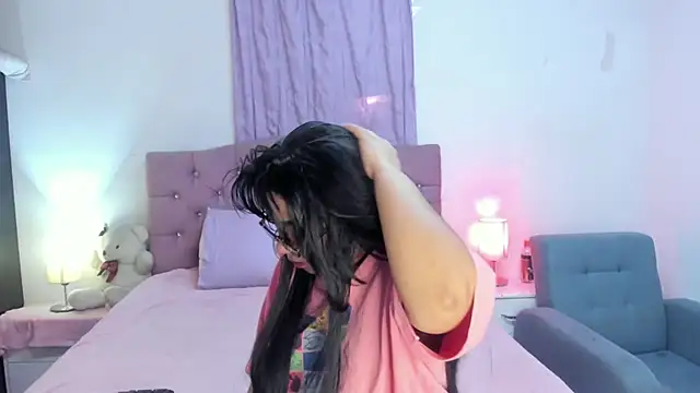 Latinabombsheell online show from 03-13-26, 07:20