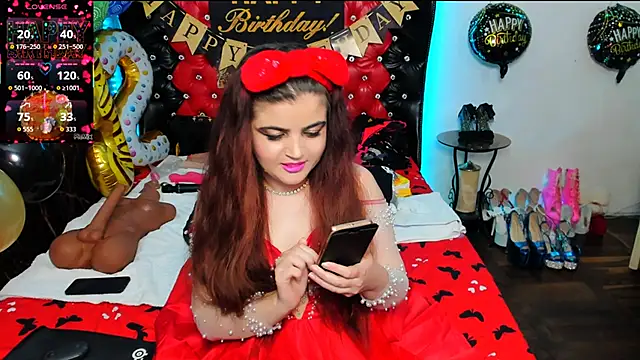Snapshot of Anasunshine12 chatting on 06-17-26, 05:03 Anasunshine12 online show from 06-17-26, 05:03