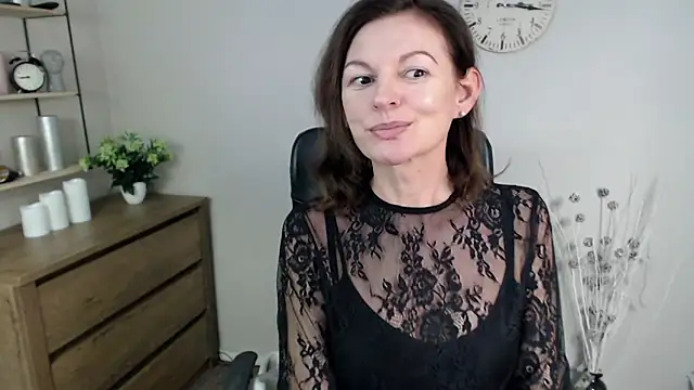 VivianWILD online show from 01-03-25, 10:31