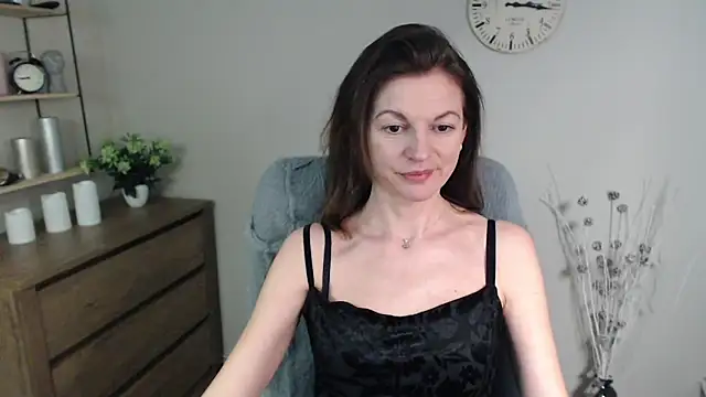 VivianWILD online show from 01-10-25, 10:28