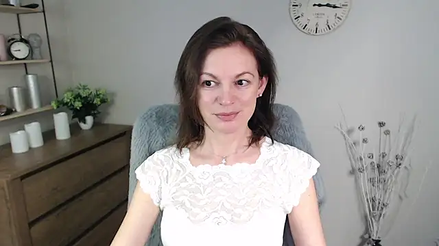 VivianWILD online show from 01-15-25, 07:59