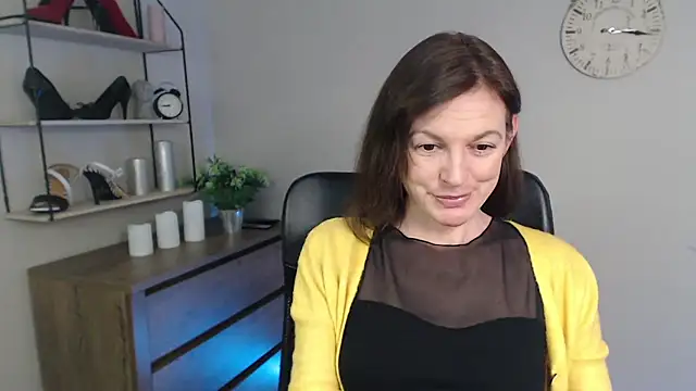 VivianWILD online show from 03-04-25, 10:13