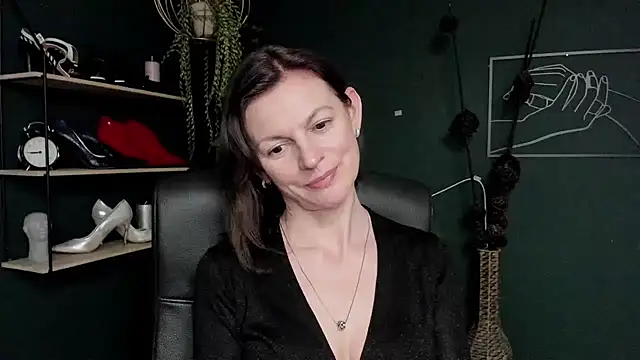 VivianWILD online show from 03-14-25, 04:30