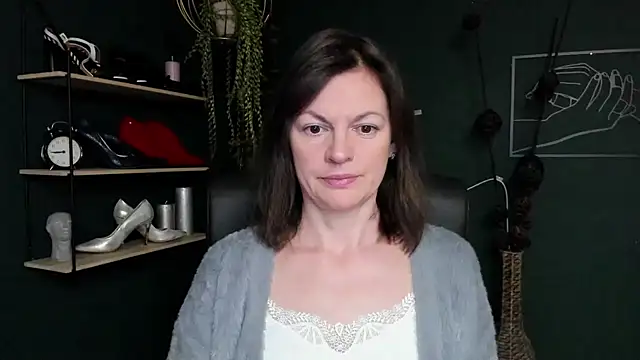 VivianWILD online show from 03-15-25, 06:36