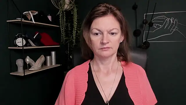 VivianWILD online show from 09-10-25, 08:25