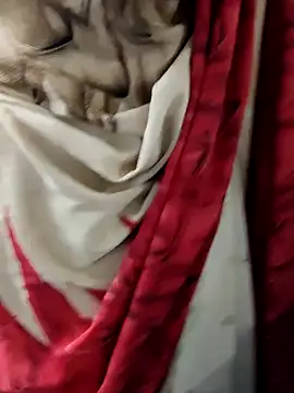 Snapshot of Januhot18 chatting on 12-18-24, 03:58 Januhot18 online show from 12-18-24, 03:58