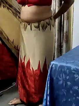 Snapshot of Januhot18 chatting on 12-18-24, 05:21 Januhot18 online show from 12-18-24, 05:21