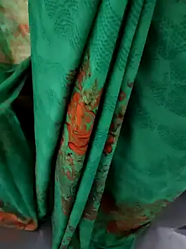 Snapshot of Januhot18 chatting on 12-20-24, 11:21 Januhot18 online show from 12-20-24, 11:21