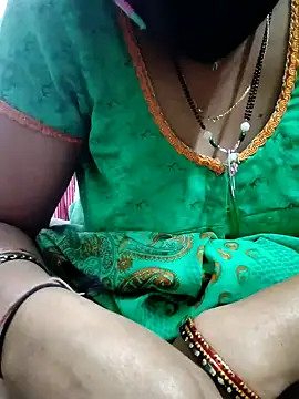 Snapshot of Januhot18 chatting on 01-04-25, 07:24 Januhot18 online show from 01-04-25, 07:24