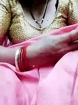 Snapshot of Januhot18 chatting on 01-24-25, 09:05 Januhot18 online show from 01-24-25, 09:05