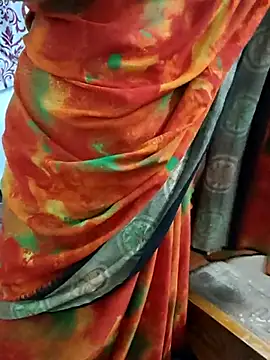 Snapshot of Januhot18 chatting on 02-28-25, 01:03 Januhot18 online show from 02-28-25, 01:03