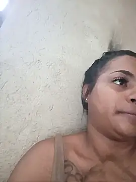 Snapshot of Giselabrunette25 chatting on 05-18-26, 03:29 Giselabrunette25 online show from 05-18-26, 03:29