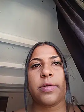 Snapshot of Giselabrunette25 chatting on 06-10-26, 06:40 Giselabrunette25 online show from 06-10-26, 06:40