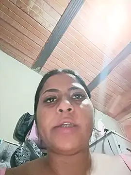 Giselabrunette25 online show from 06-19-26, 05:45
