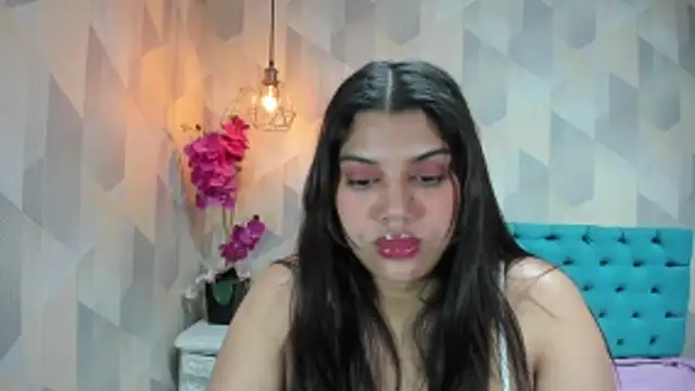 LindaBreeS online show from 05-31-26, 03:47