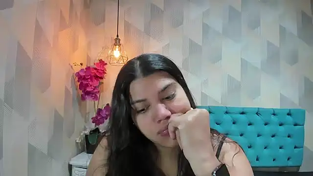 LindaBreeS online show from 06-01-26, 01:46