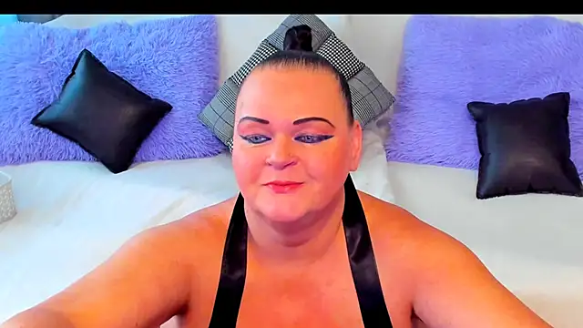 Snapshot of MilanaBiegert chatting on 10-10-25, 07:40 MilanaBiegert online show from 10-10-25, 07:40