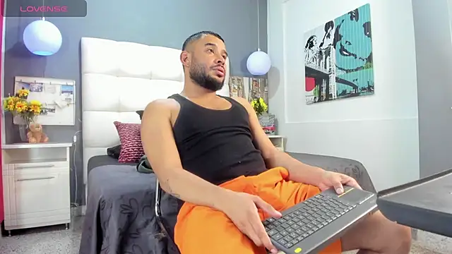 THIAGOXBIG online show from 12-18-25, 09:21