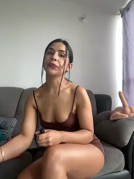 Snapshot of Nikothyna chatting on 05-29-26, 03:21 Nikothyna online show from 05-29-26, 03:21