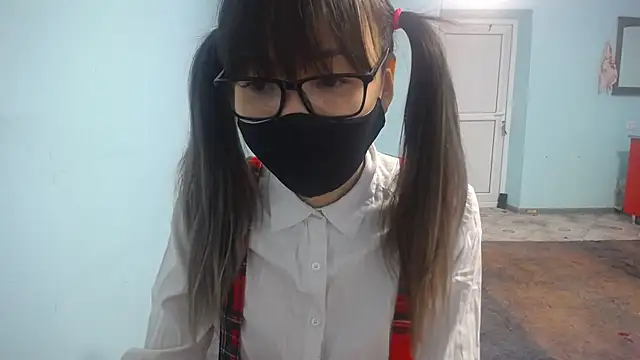 elllaaxx online show from 10-23-25, 04:23