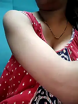 Snapshot of sexyindi_couple chatting on 01-04-25, 05:26 sexyindi couple online show from 01-04-25, 05:26