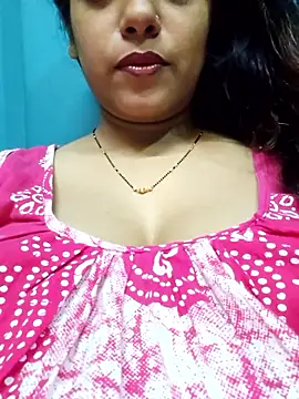 Snapshot of sexyindi_couple chatting on 10-09-25, 01:20 sexyindi couple online show from 10-09-25, 01:20