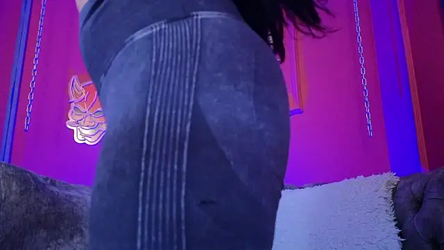 Julieta Russell online show from 03-17-26, 12:19