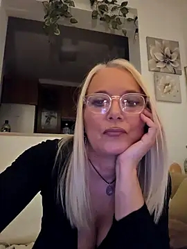 kikkastar online show from 02-11-25, 09:03